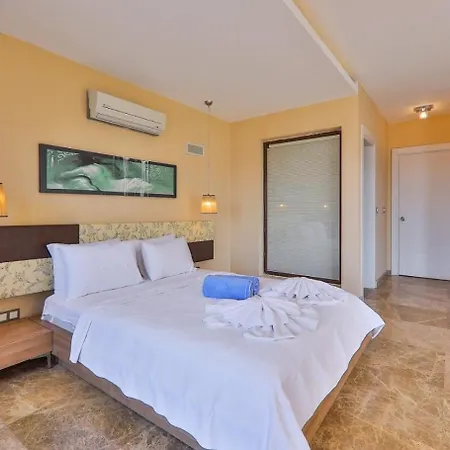 5 Bedroom - 8638 * カルカン